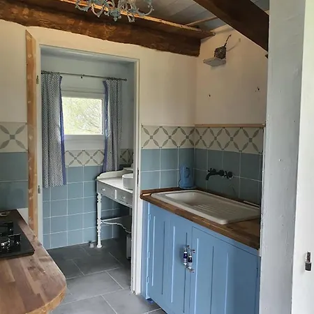 Holidayhomepoujol 2 Persons * Montfermier